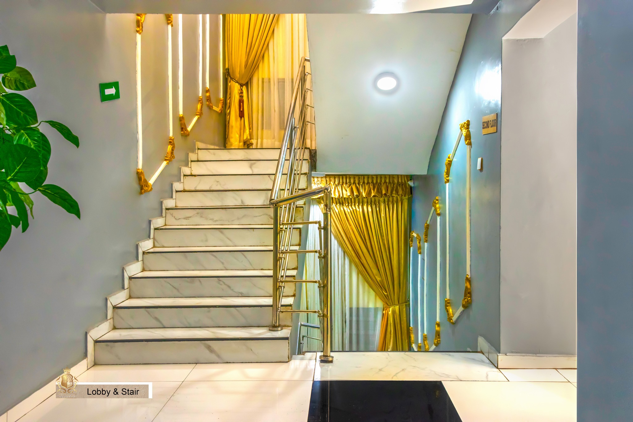 Hotel Lobby 02